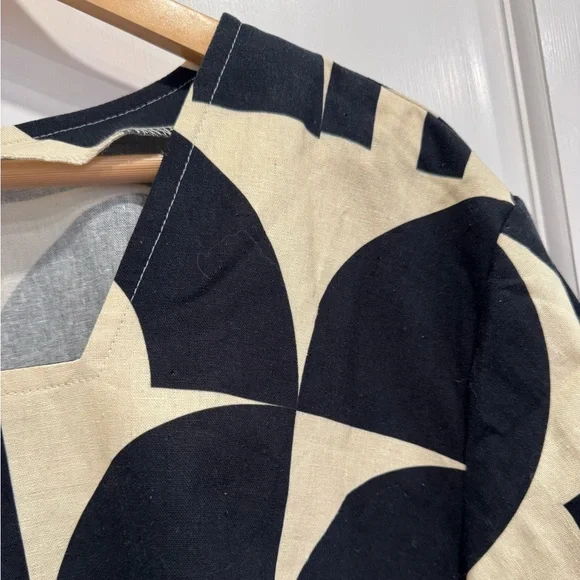 Ersa Fibers Frankie top in Child’s Play black cream Graphic Print Top linen 3XL - Picture 11 of 16